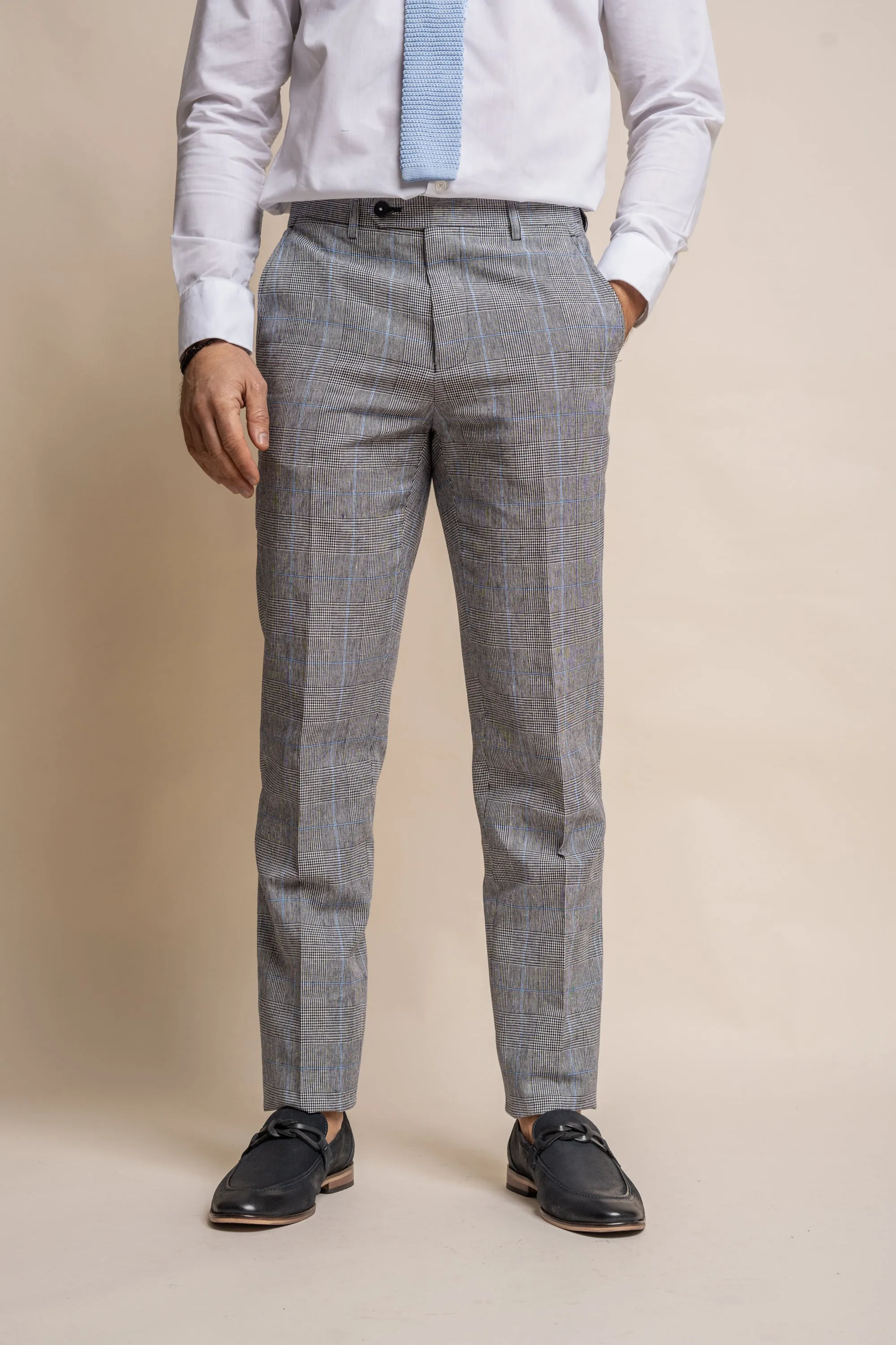 Arriga Three Piece Suit