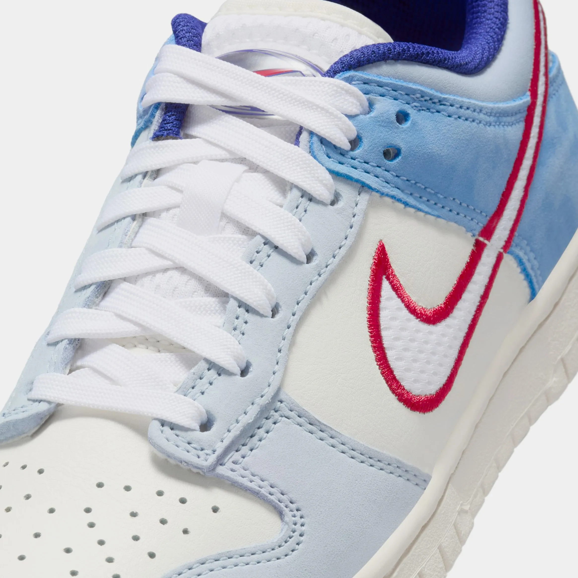 Dunk Low Grade School Lifestyle Shoes (Saill/Light Armory Blue/White)