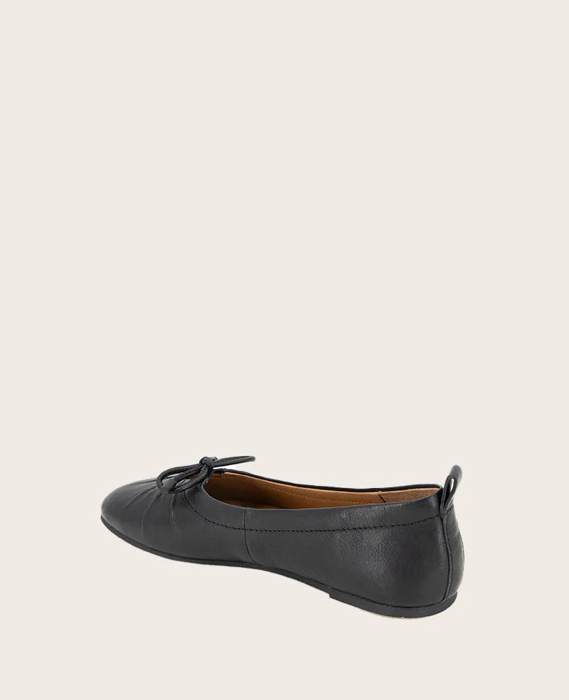 GENTLE SOULS - Marilyn Leather Pleated Ballet Flat