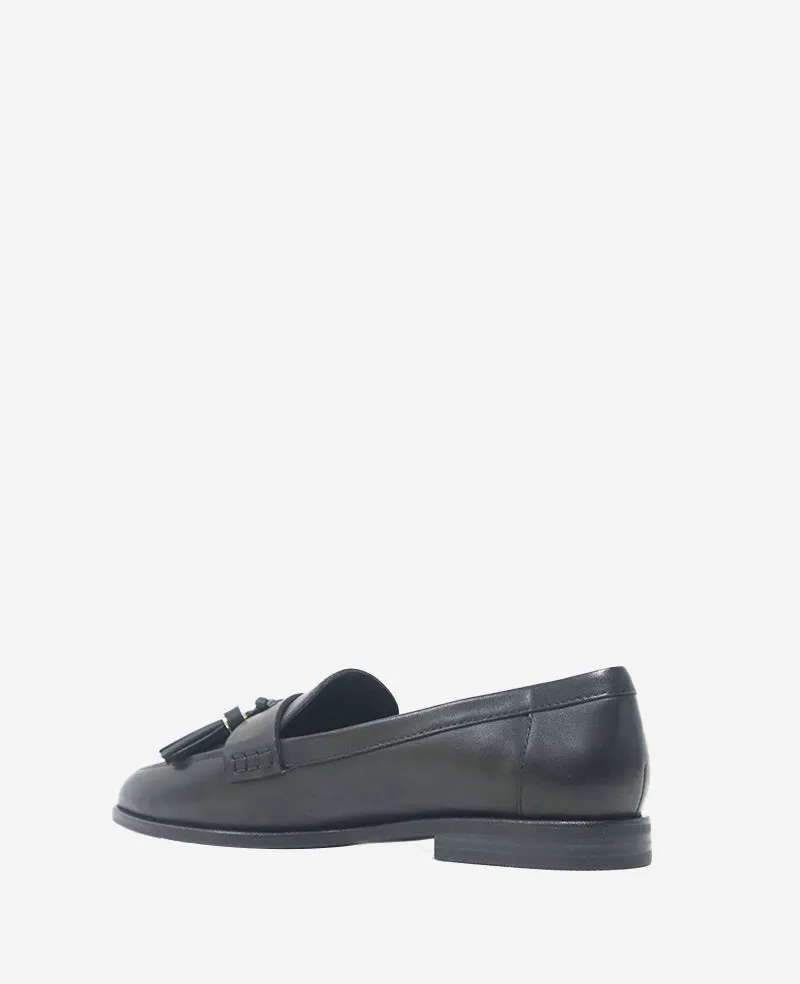 Lyra Leather Loafer