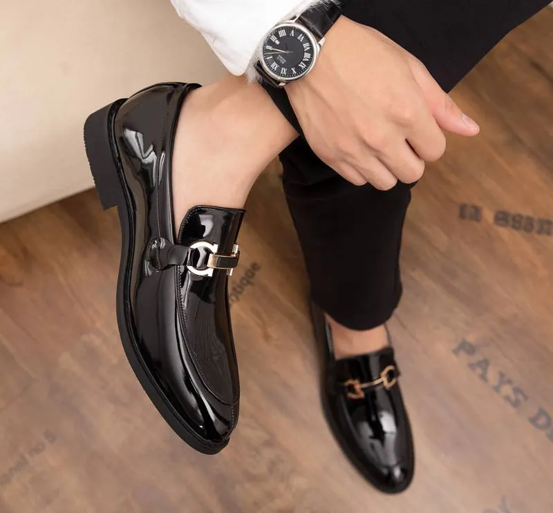 Metal Appliques Black Oxford Shoes