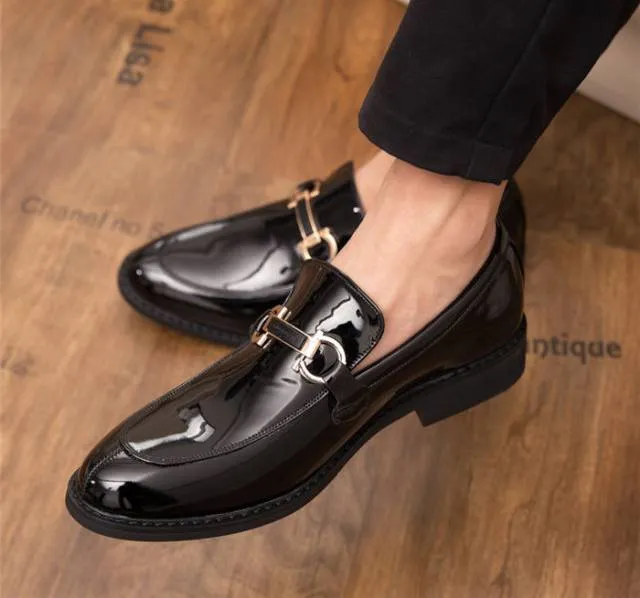 Metal Appliques Black Oxford Shoes