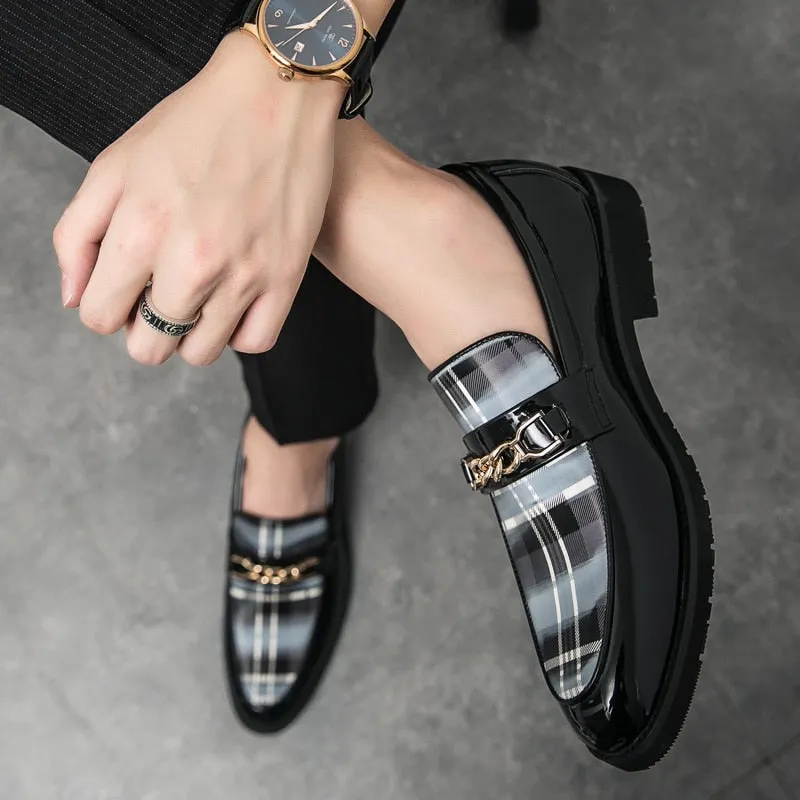 Plaid Pattern And Metal Chain Appliques Men Loafers