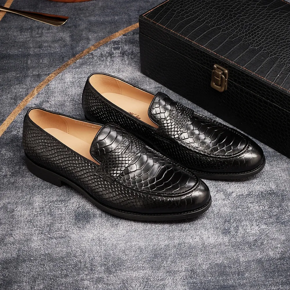 Pointed Snake Pattern Slip-On Loafers