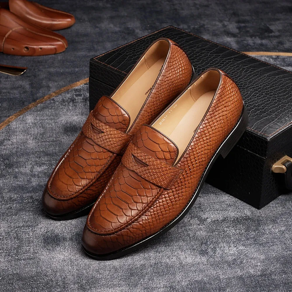 Pointed Snake Pattern Slip-On Loafers