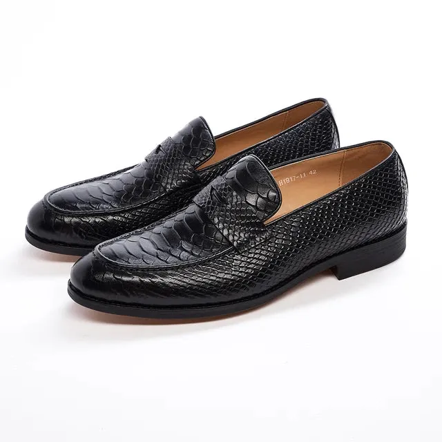 Pointed Snake Pattern Slip-On Loafers