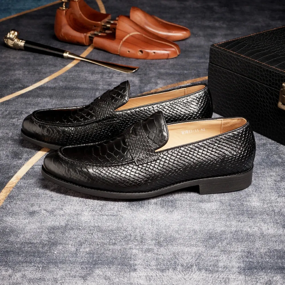 Pointed Snake Pattern Slip-On Loafers