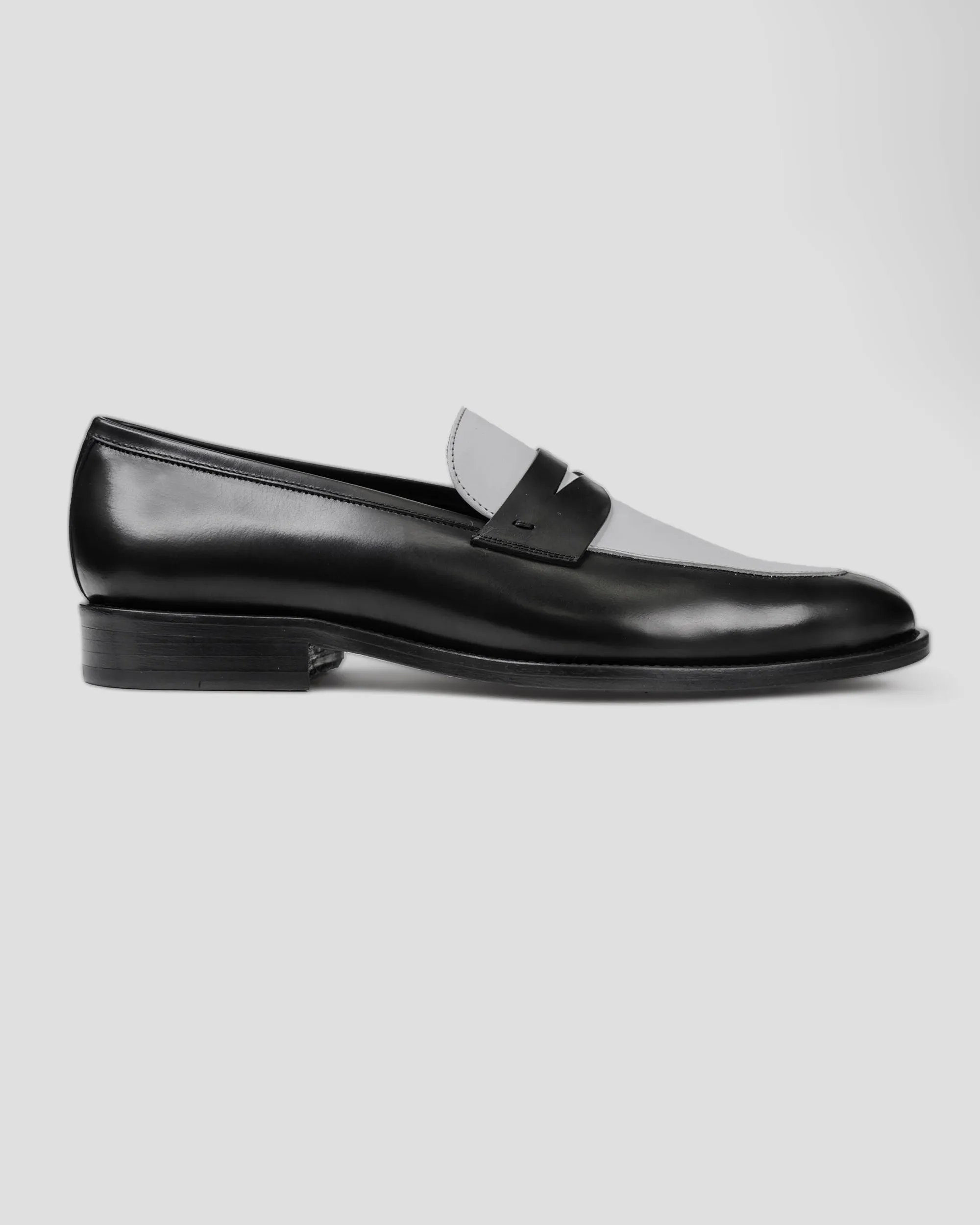 Smithson Penny Loafer – Black   White